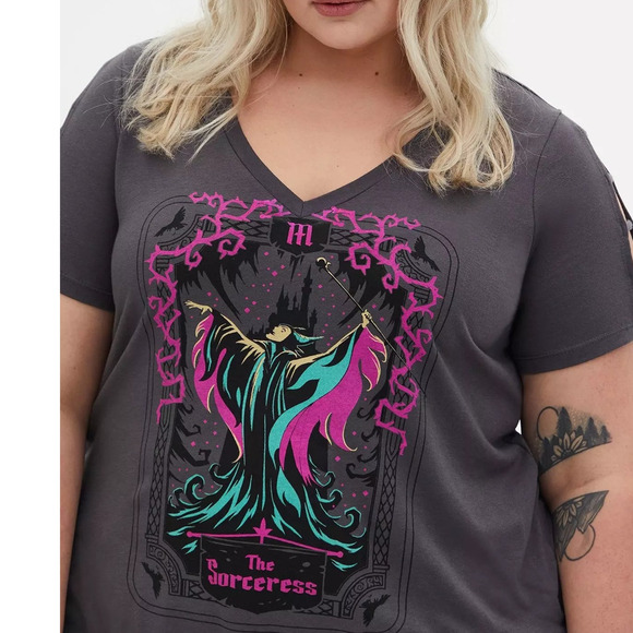 Torrid Plus Size 3 Disney Villains Maleficent Sorceress Ladder Sleeve T Shirt - Picture 3 of 4
